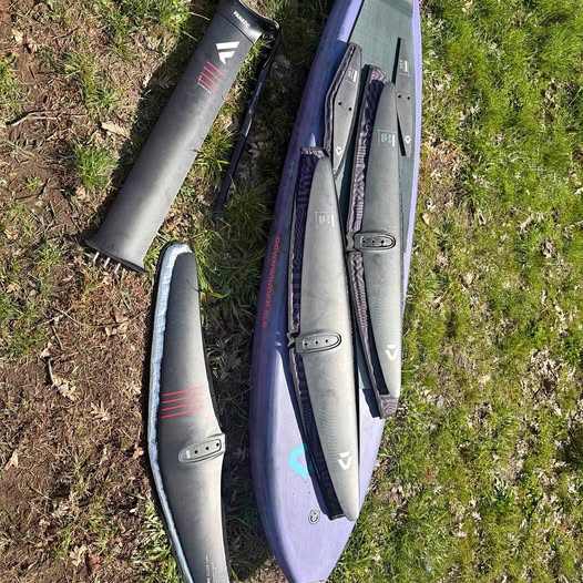 Duotone mast/fuse/foils whizz and glide