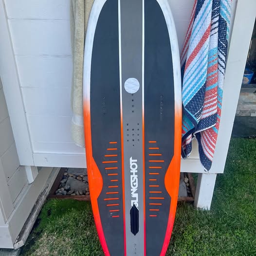 For Sale: Like-New Slingshot Dwarfcraft Board + Travel Bag