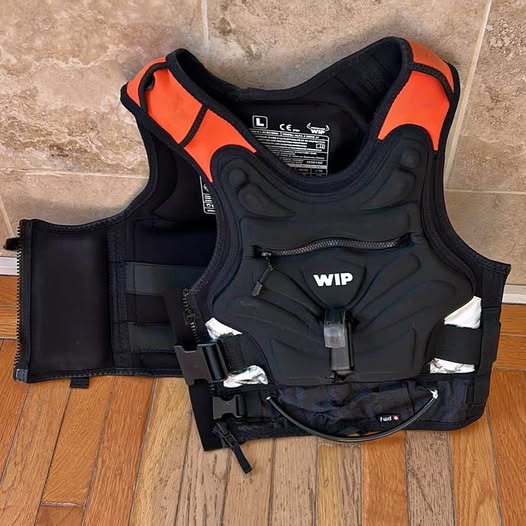 Forward WIP wing foil Impact Vest Size L
