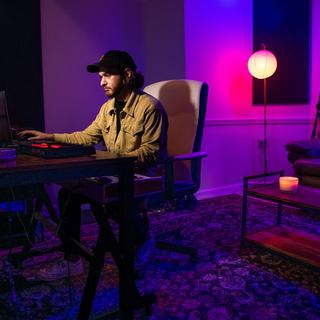 ty key | EngineEars