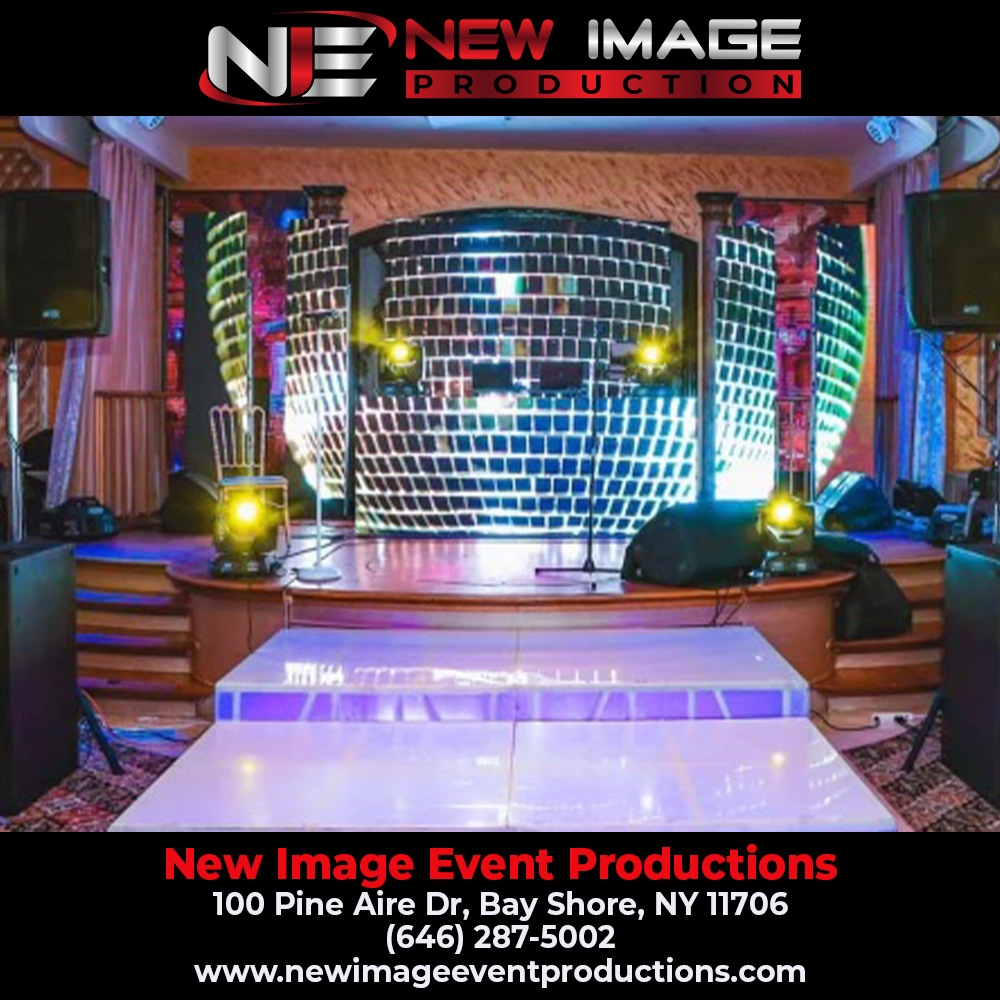 Can LED wall panels be customized to display specific graphics or branding for an event?