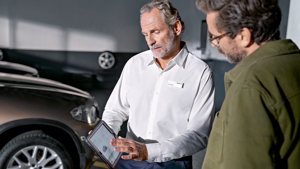 Vehicle history and mileage check.