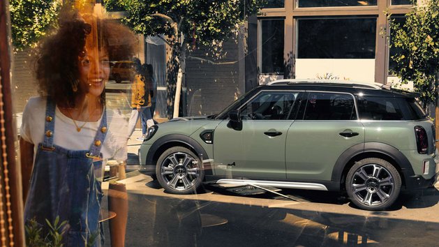 MEET THE MINI COUNTRYMAN F60 (2020 - 2024).