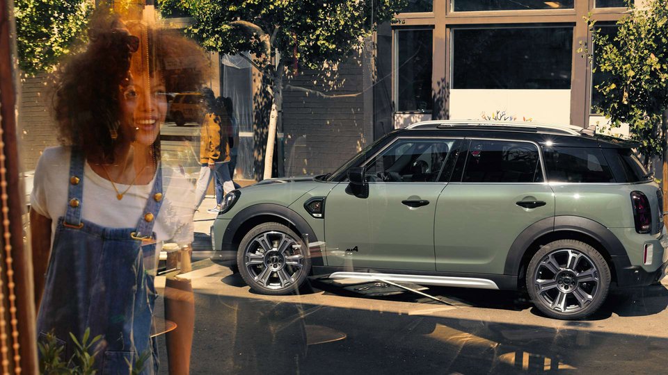 MEET THE MINI COUNTRYMAN F60 (2020 - 2024).
