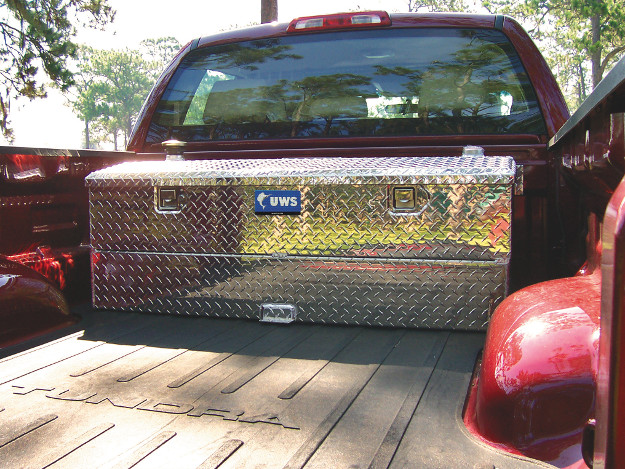 Truks N Stuff LaGrange - UWS fuel tank/toolbox combo!