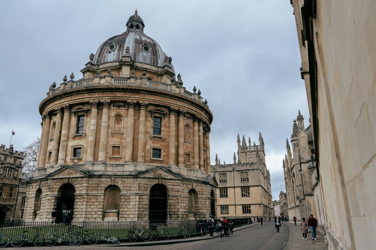 UXDX Community: Oxford: AI — how has it helped or hindered multi-disciplinary collaboration?