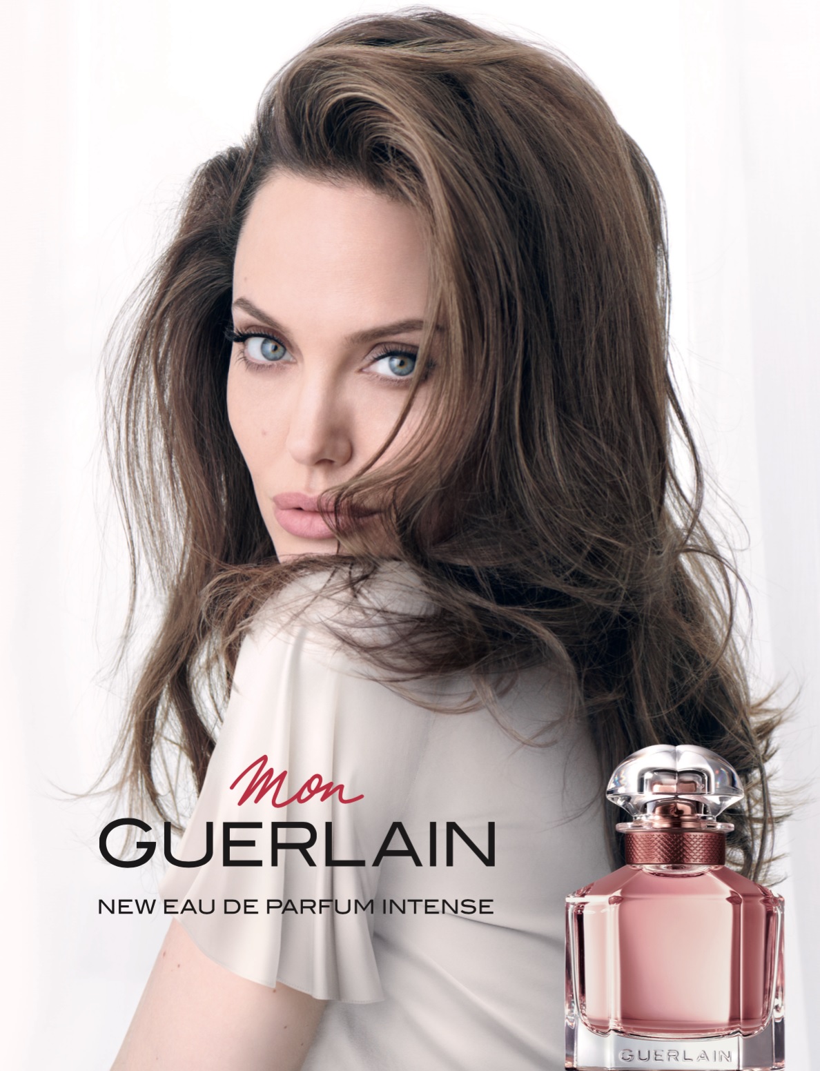 Parceria entre Angelina Jolie, Guerlain e Unesco leva programa de