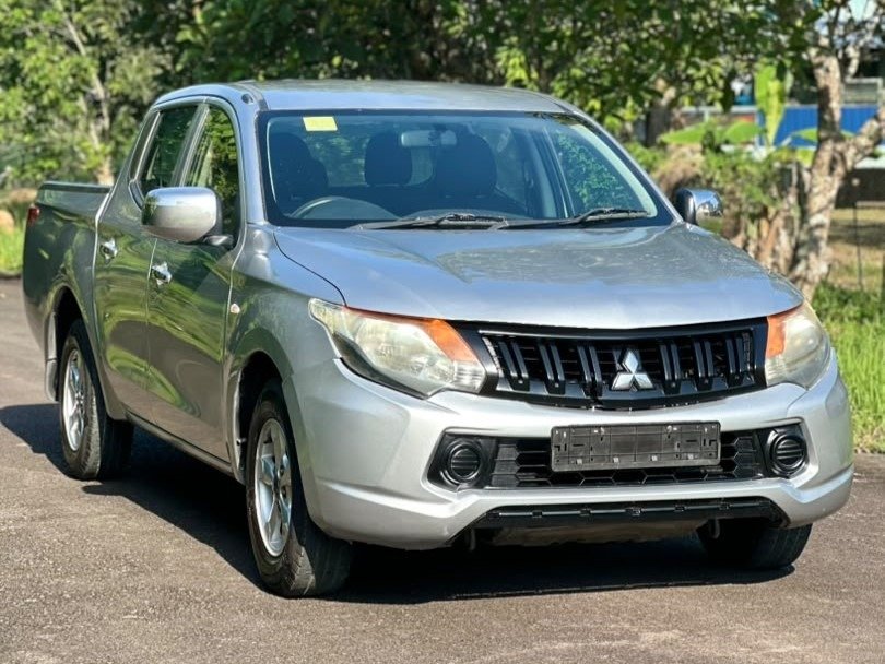 ๐ **MITSUBISHI TRITON LITE DUAL CAB 4X2 2.5 MANUAL 2015 โข SILVER** ๐ค (WB2078S)