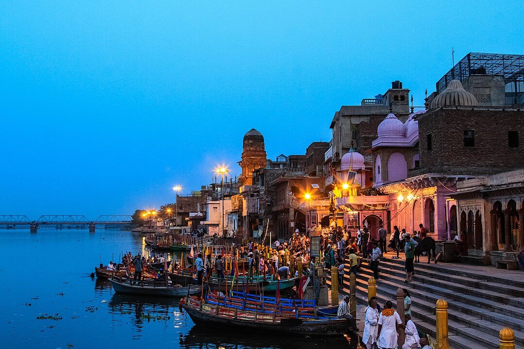 Holiday homes in Yamuna River