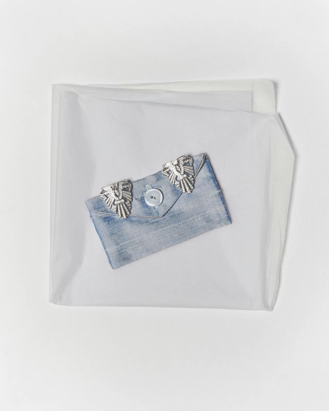 The Yugma Brooch