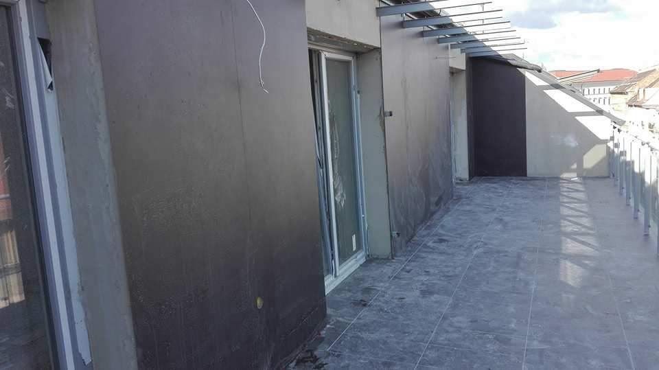 Hali patrik vagyok ez az ujj számom 06702691098