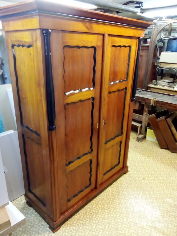 Cseresznye biedermeier szekrèny