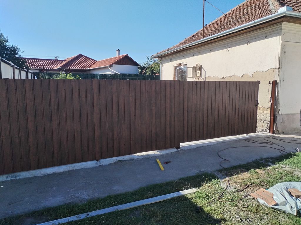 Toló kapu