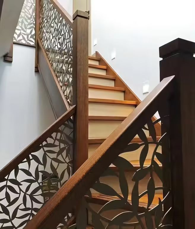 
Dekor fémlemez lépcsőfeljáró design fakerettel