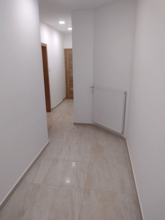 Hideg-burkol-s--Gipszkarton-fal---mennyezet--Ajt-