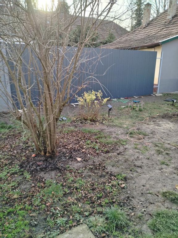 Trap-z-lemez-ker-t-s-