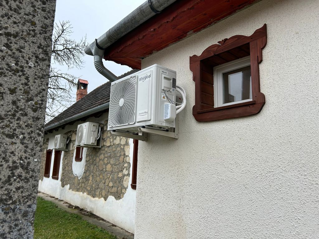 Nagybörzsöny Vadász Vendégház kültéri egység 