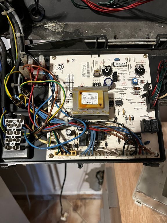 Baxi luna 240i panel hiba