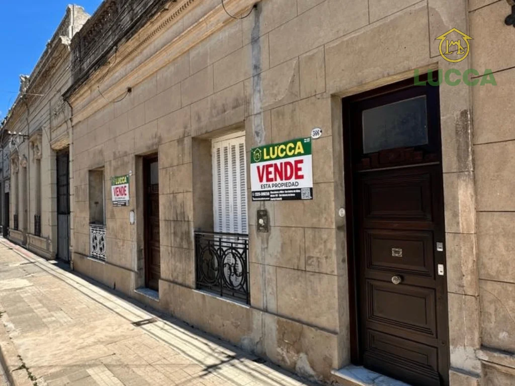 Oportunidad Inmobiliaria: Dos propiedades en un mismo terreno en pleno centro de San Antonio de Areco