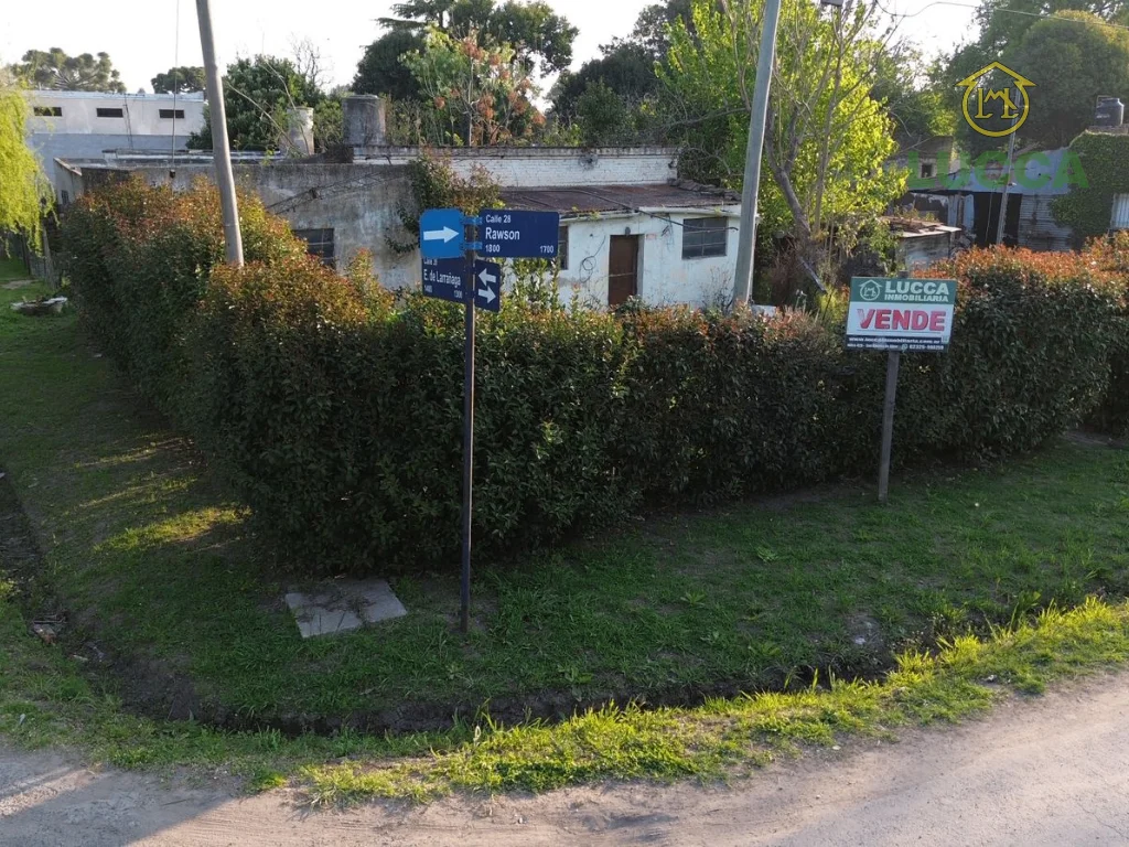¡OPORTUNIDAD DE INVERSIÓN! Casa a reciclar