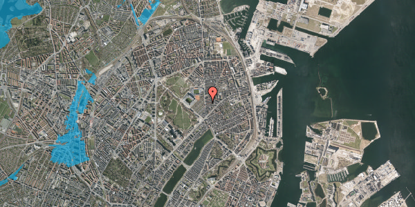 Oversvømmelsesrisiko fra vandløb på Carl Johans Gade 4, st. tv, 2100 København Ø