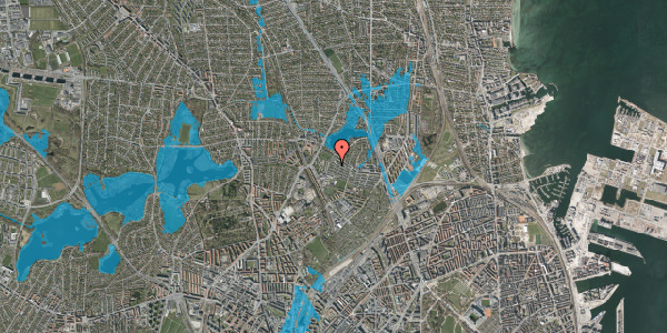 Oversvømmelsesrisiko fra vandløb på Emdrup Banke 62, 2100 København Ø