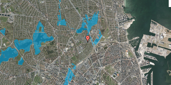 Oversvømmelsesrisiko fra vandløb på Emdrup Vænge 182, 2100 København Ø