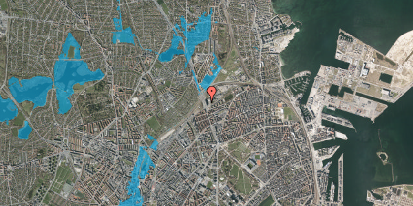 Oversvømmelsesrisiko fra vandløb på Hans Knudsens Plads 1, st. 7002, 2100 København Ø