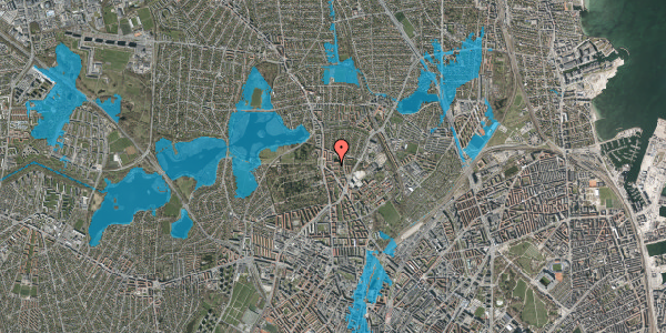Oversvømmelsesrisiko fra vandløb på På Bjerget 10, 1. th, 2400 København NV