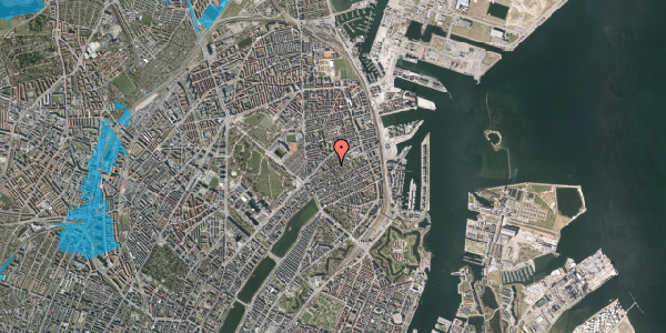 Oversvømmelsesrisiko fra vandløb på Rosenvængets Hovedvej 21A, 2100 København Ø
