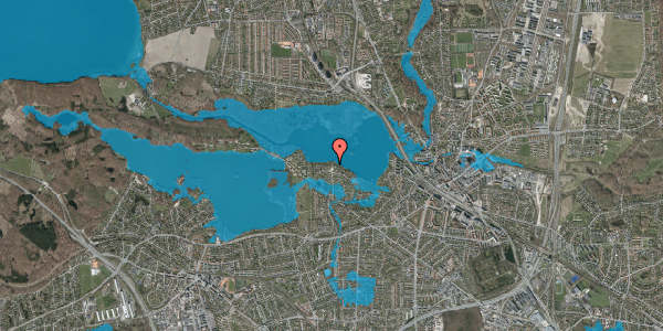 Oversvømmelsesrisiko fra vandløb på Kongshvilebakken 42, 2800 Kongens Lyngby