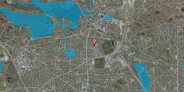Oversvømmelsesrisiko fra vandløb på Humlevænget 25, 2800 Kongens Lyngby
