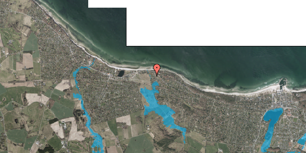 Oversvømmelsesrisiko fra vandløb på Pandehavevej 33, 3120 Dronningmølle
