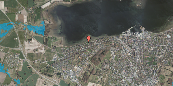 Oversvømmelsesrisiko fra vandløb på Kærsangervej 74, 4300 Holbæk
