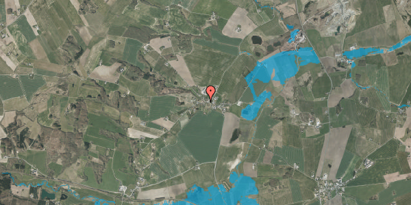 Oversvømmelsesrisiko fra vandløb på Lindkjærvej 1, 8370 Hadsten