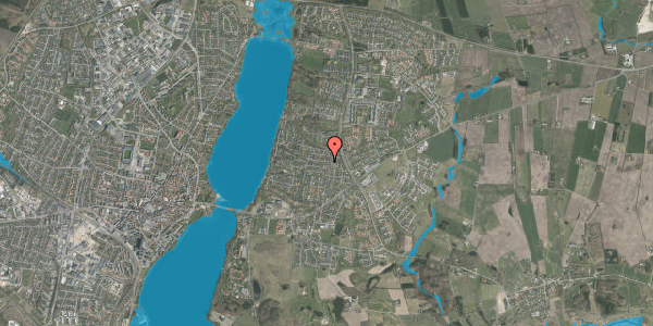 Oversvømmelsesrisiko fra vandløb på Rævehøjen 16, 8800 Viborg