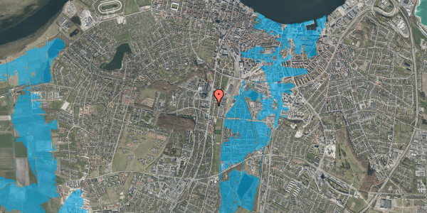 Oversvømmelsesrisiko fra vandløb på Tyge Brahes Vej 30, 9000 Aalborg