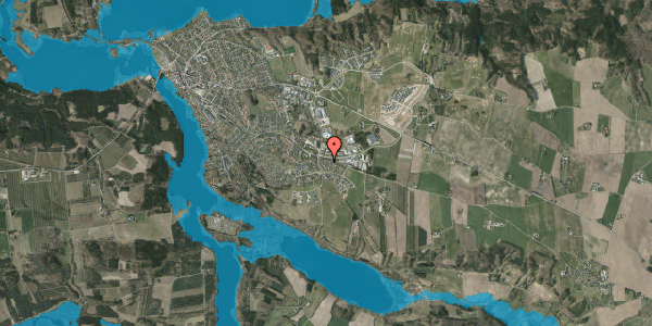 Oversvømmelsesrisiko fra vandløb på Vessøvej 27, 8680 Ry