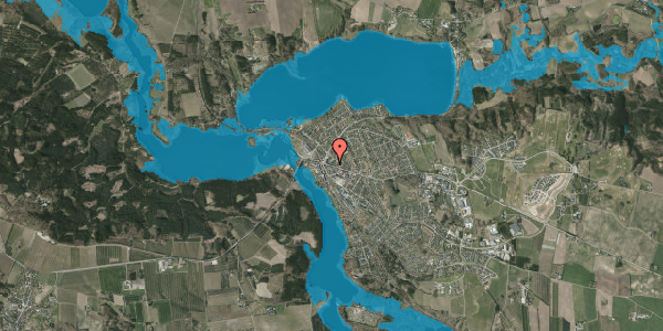 Oversvømmelsesrisiko fra vandløb på Skanderborgvej 15, st. 1, 8680 Ry