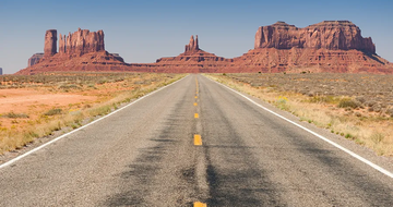 road to Monument Valley