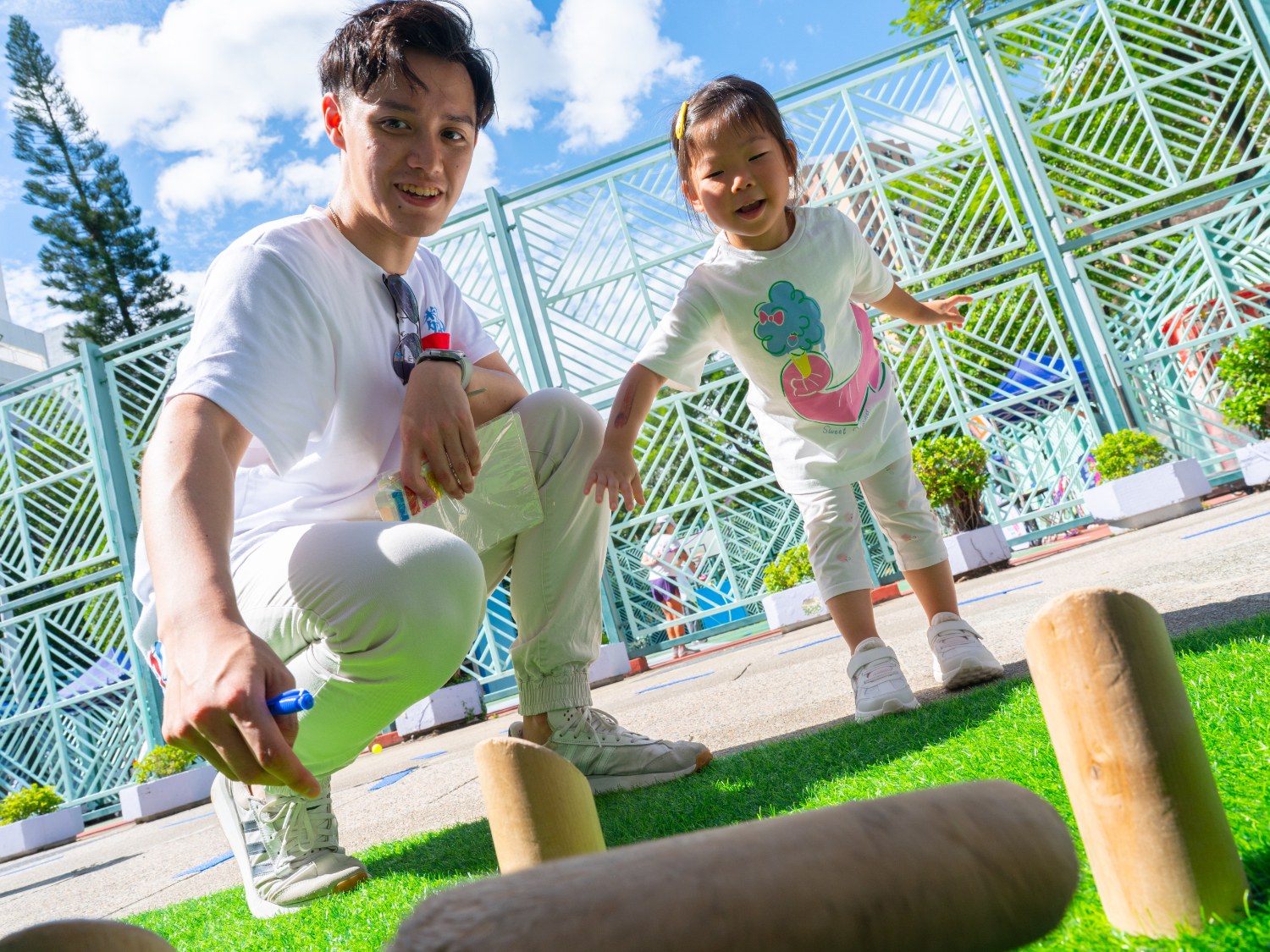 請即報名參加沙田攤位義工，成為義工 Volunteer for  now