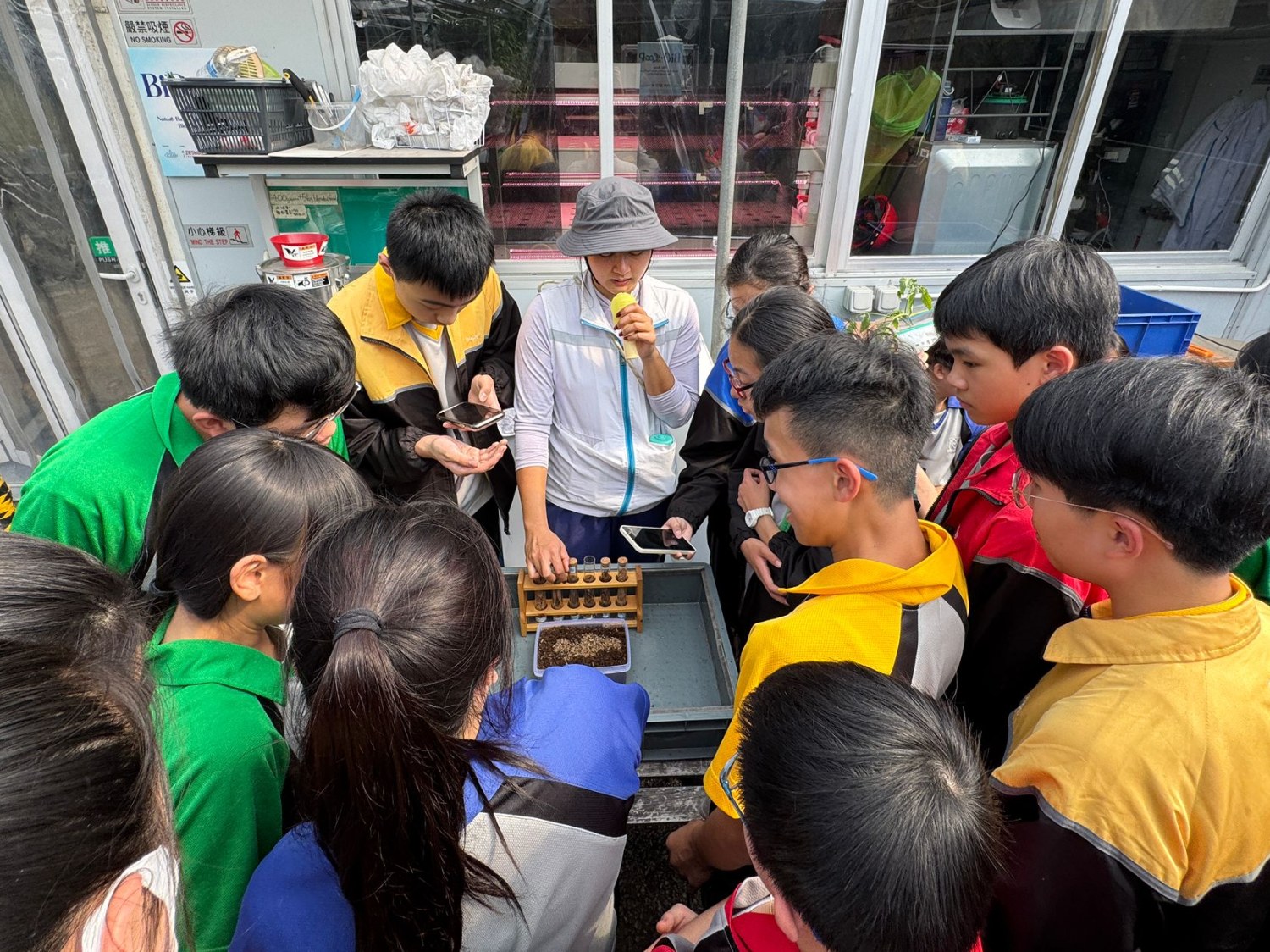 請即報名參加黑水虻處理廚餘工作坊,成為義工 Volunteer for now