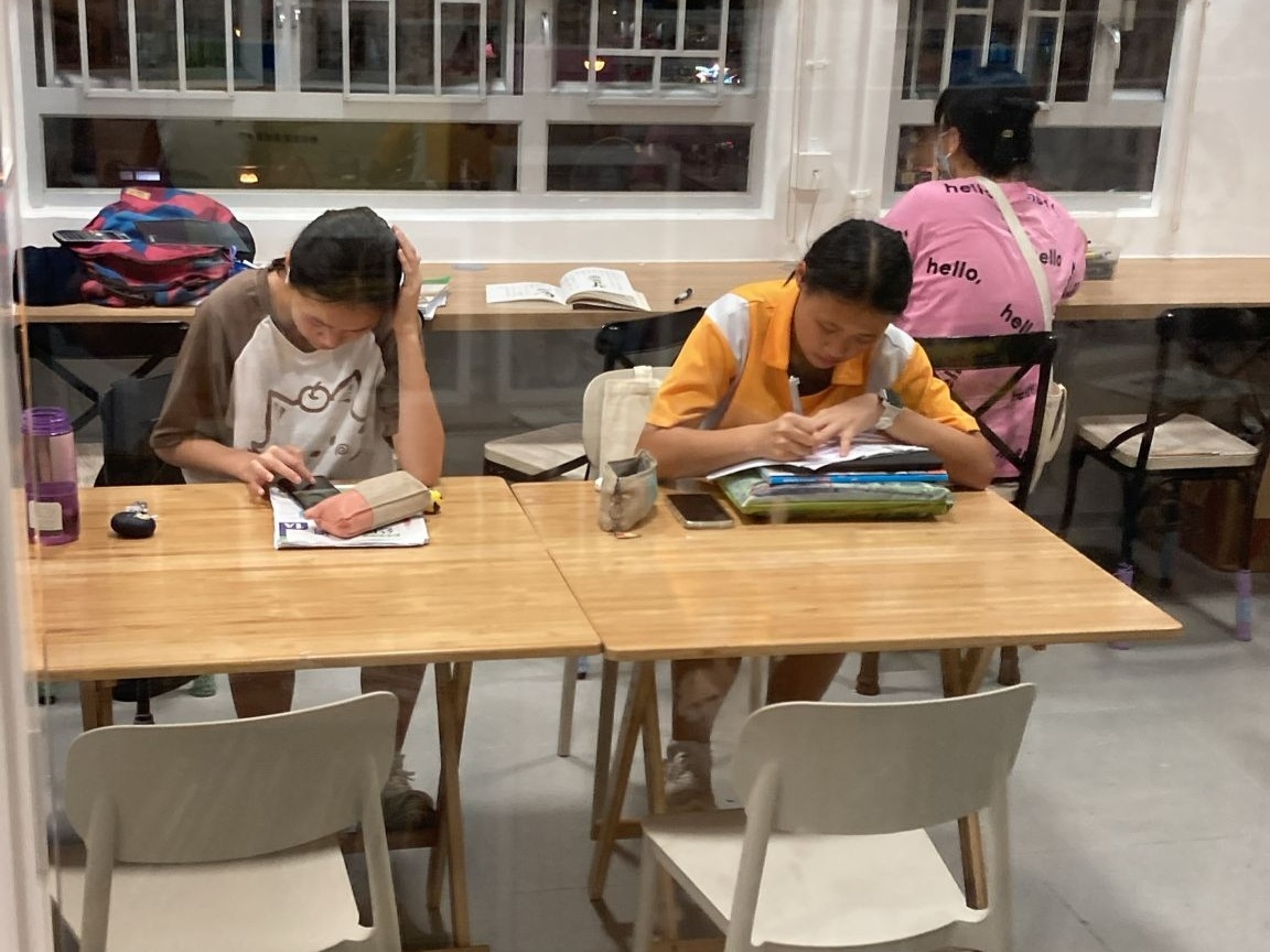 請即報名參加OUR10.1_4月份|英文/物理補習 (中六) ~1對1 *星期二四,成為義工 Volunteer for English Tutoring Volunteer (S6) now