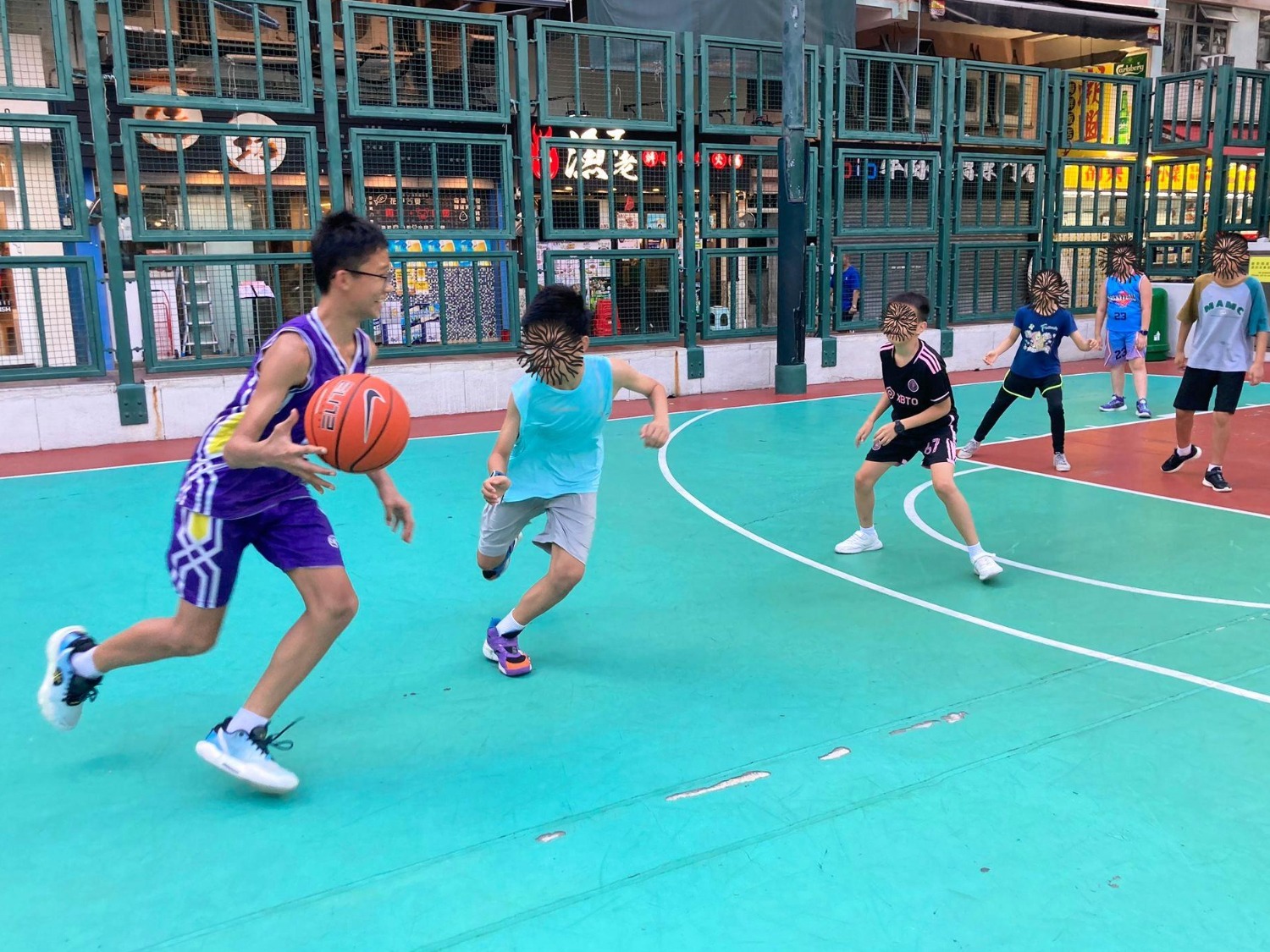 請即報名參加2025年4月2日-7月30日|籃球班義工,成為義工 Volunteer for 4月2日-6月25日|Basketball Class Volunteer now