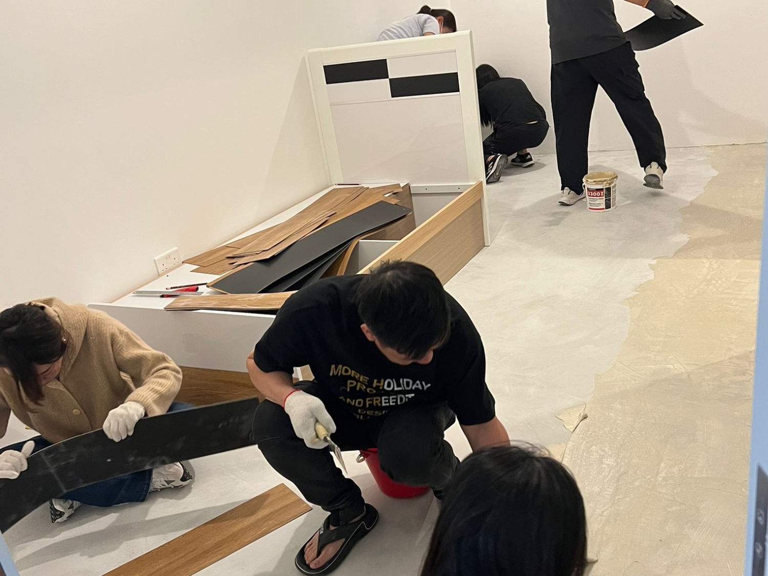 請即報名參加新手友善|為受災家庭鋪設膠地板- 社職義工隊,成為義工 Volunteer for now