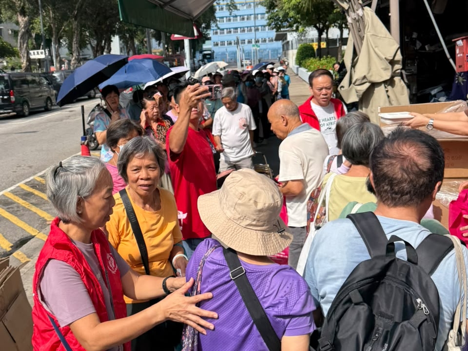 請即報名參加敬老福袋派發活動(元朗),成為義工 Volunteer for now