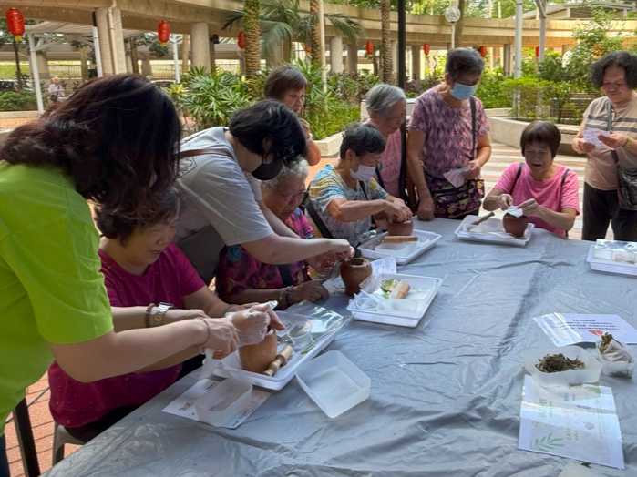 請即報名參加健康型活綠康東,成為義工 Volunteer for now