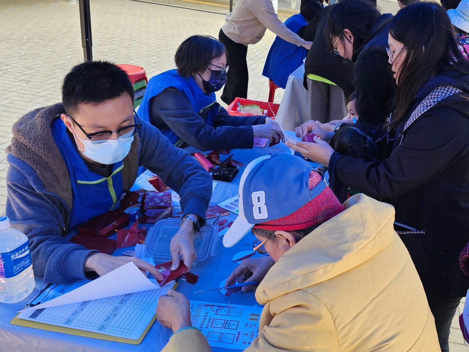 請即報名參加耆青友里迎馬年,成為義工 Volunteer for now