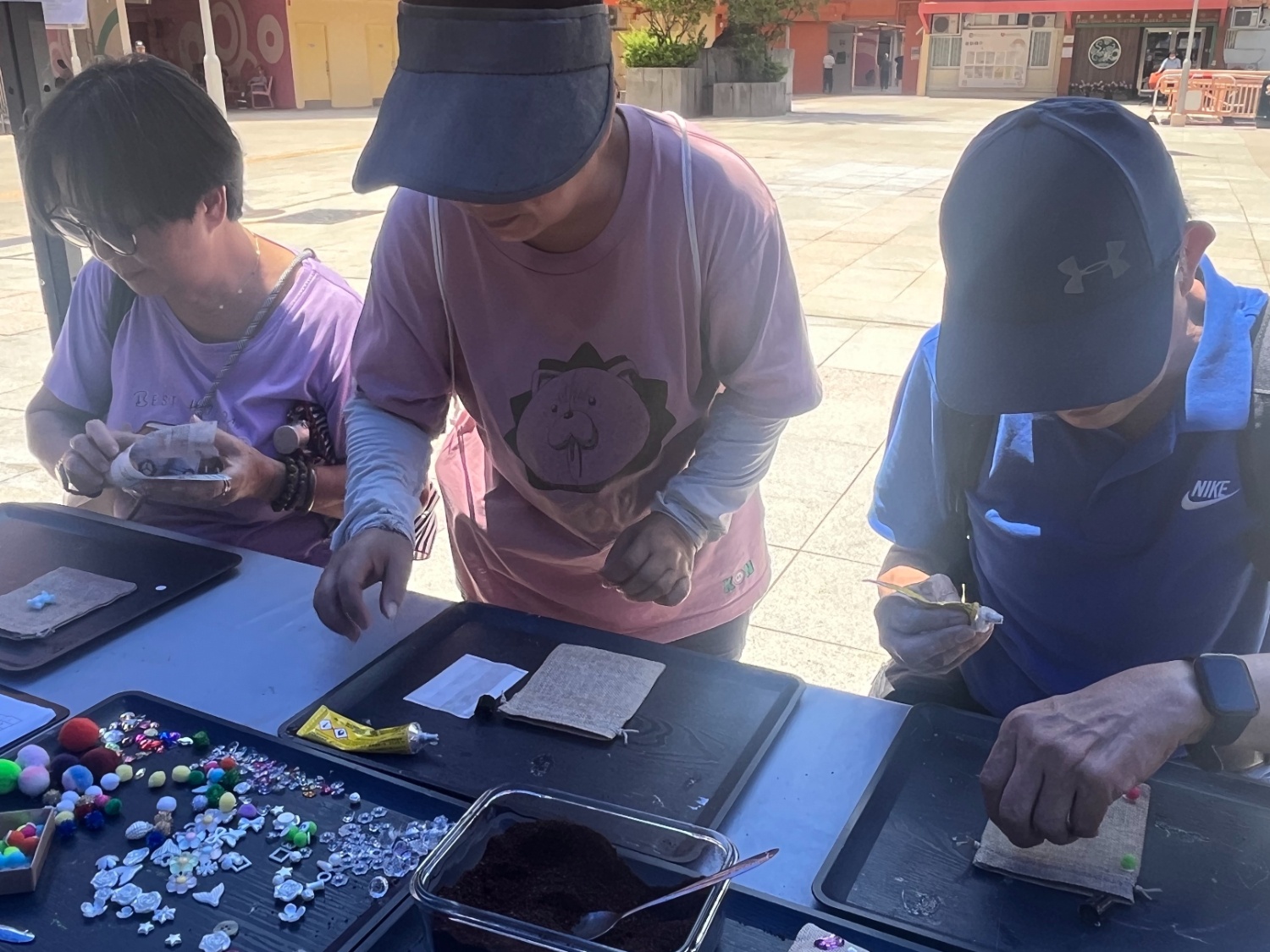 請即報名參加綠惜興華迎駿馬，成為義工 Volunteer for  now