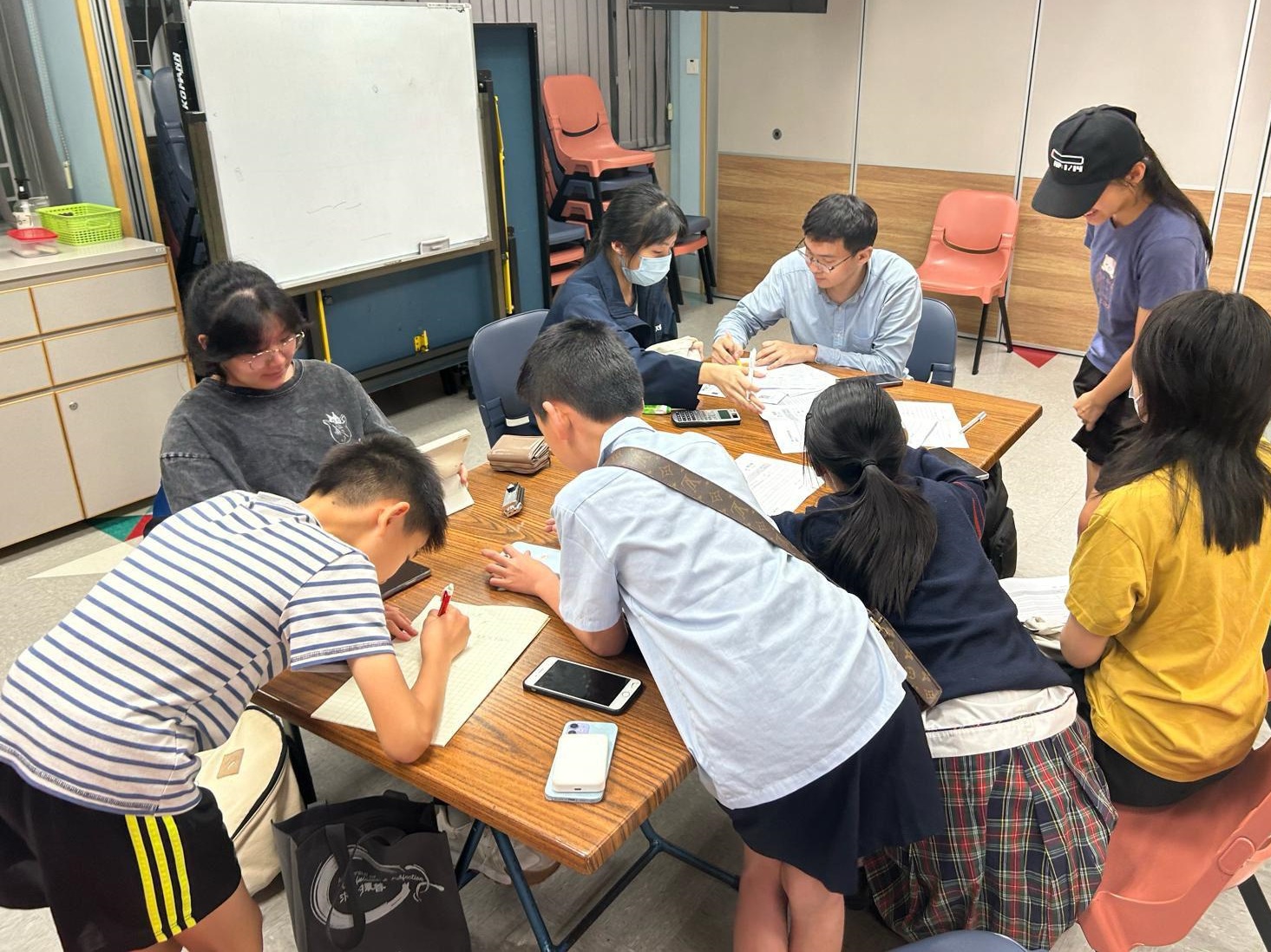 請即報名參加【一團火】領袖空間義工,成為義工 Volunteer for now